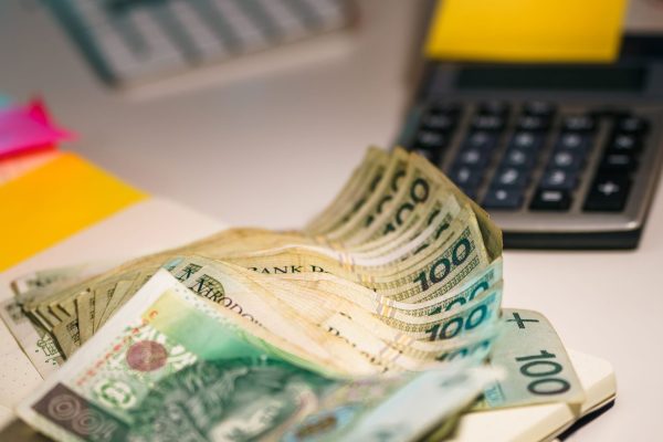 Oszczędzaj na biurze: Recenzja platformy The Corporate Expense Saver