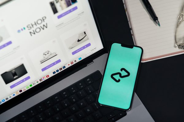 The No-Up-Sell Registrar: Najlepsza Platforma do Rejestracji Domen Internetowych Bez Agresywnych Dodatków